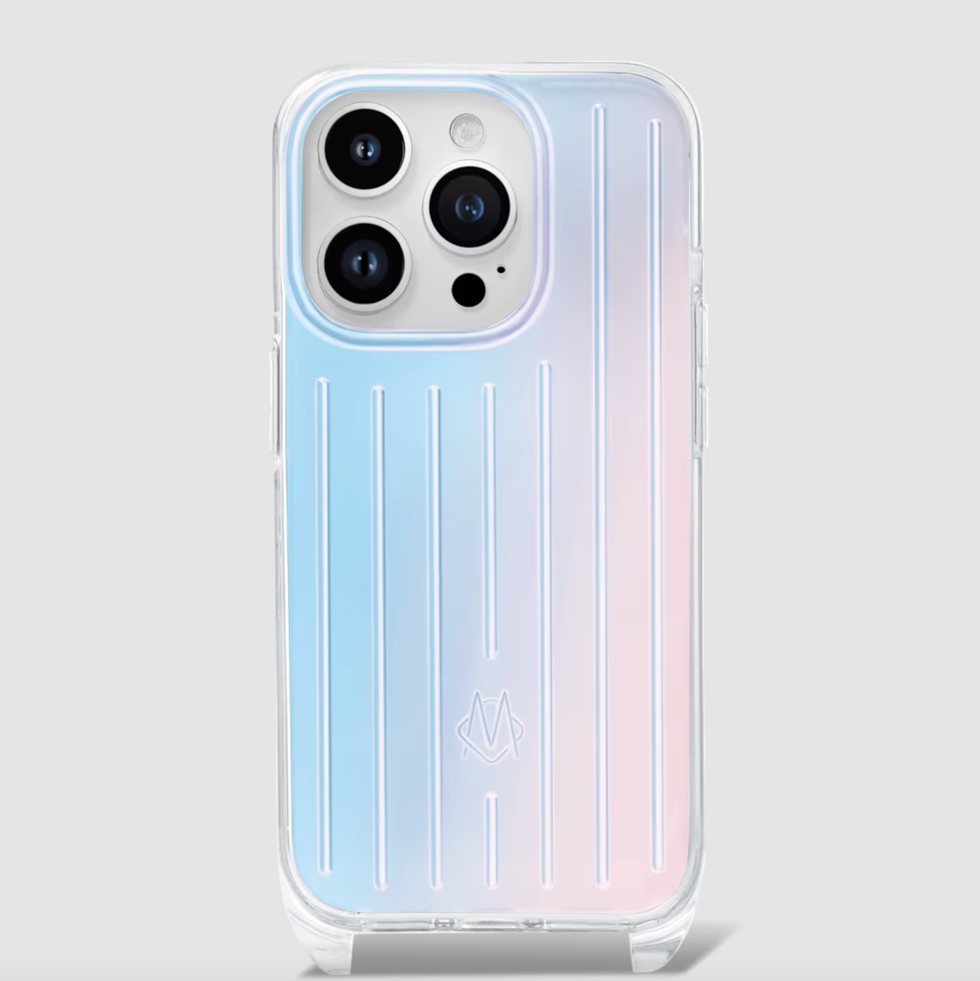 https://hips.hearstapps.com/vader-prod.s3.amazonaws.com/1695678271-best-luxury-gifts-for-women-rimowa-phone-case-6511fee7f1995.png?crop=0.981xw:0.992xh;0.00962xw,0&resize=980:*