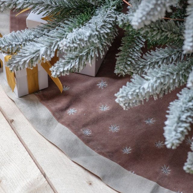 Celeste Velvet Tree Skirt in Taupe