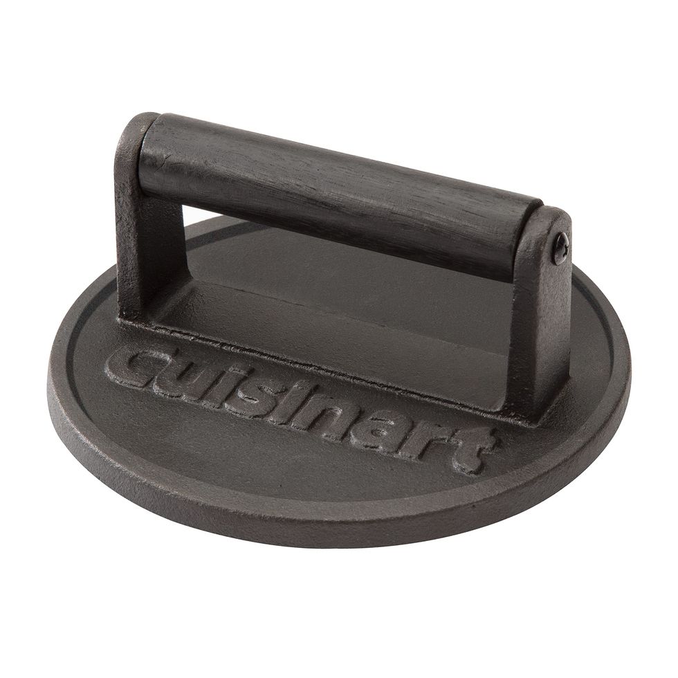 More gift ideas coming your way! 🎁Today's items are for those who man the  grill: Lodge grill topper and cast iron burger press 🍔
