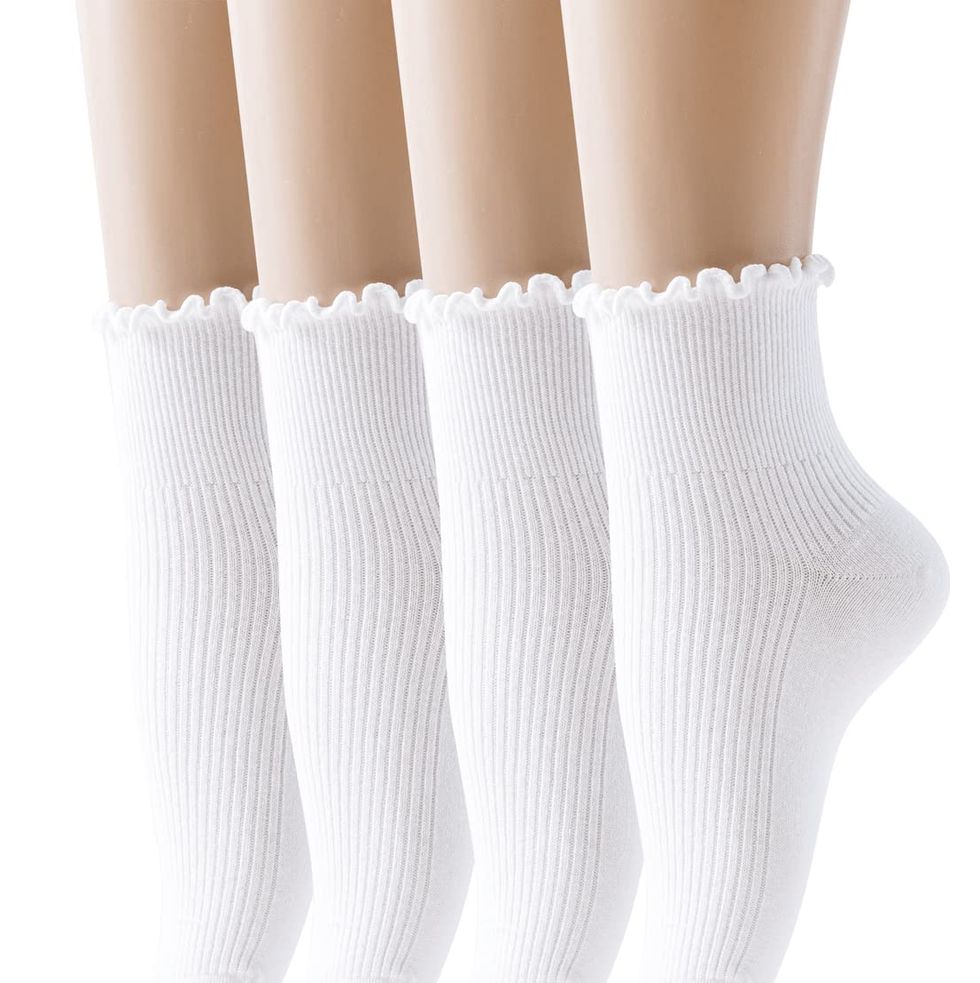 Best Sleeping Socks (2024) - Guide and Review
