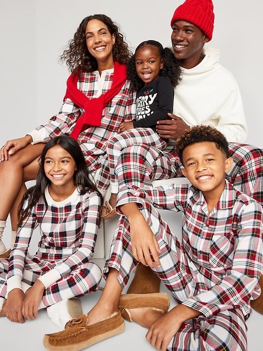 Best Matching Family Christmas Pajamas 2023 Holiday PJ Sets