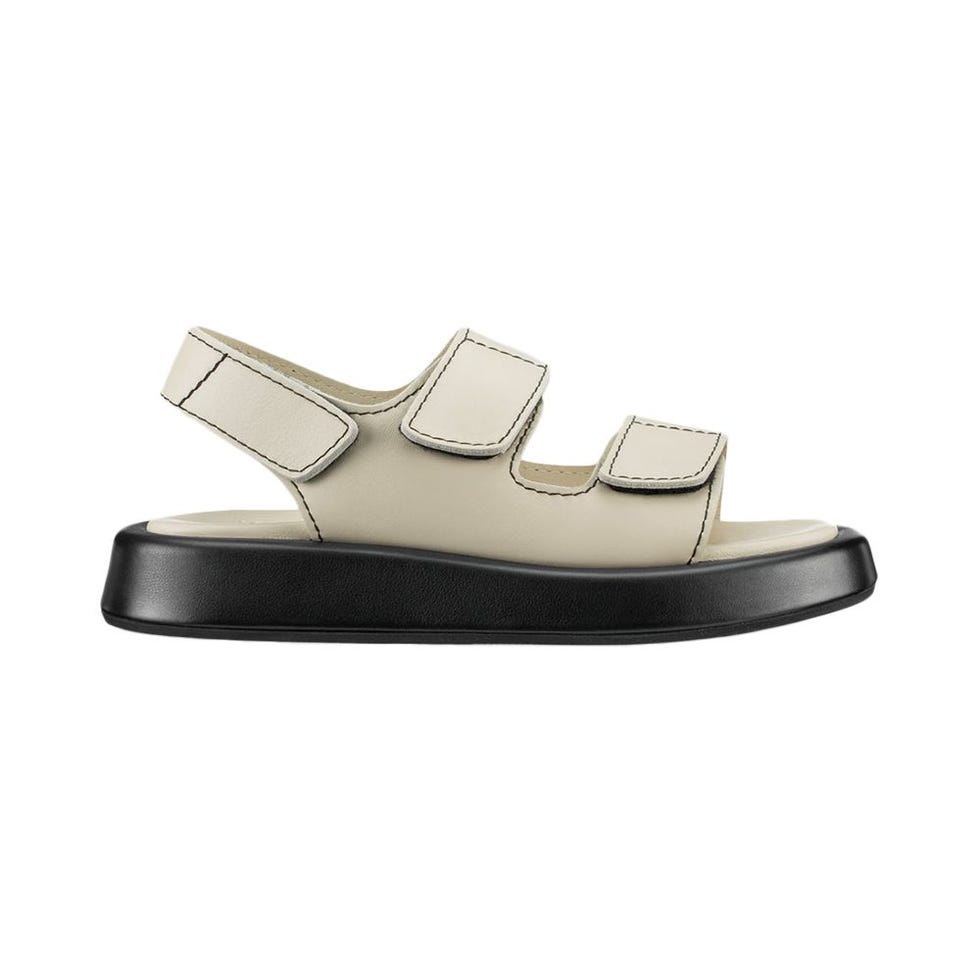 Nomi Sandal 