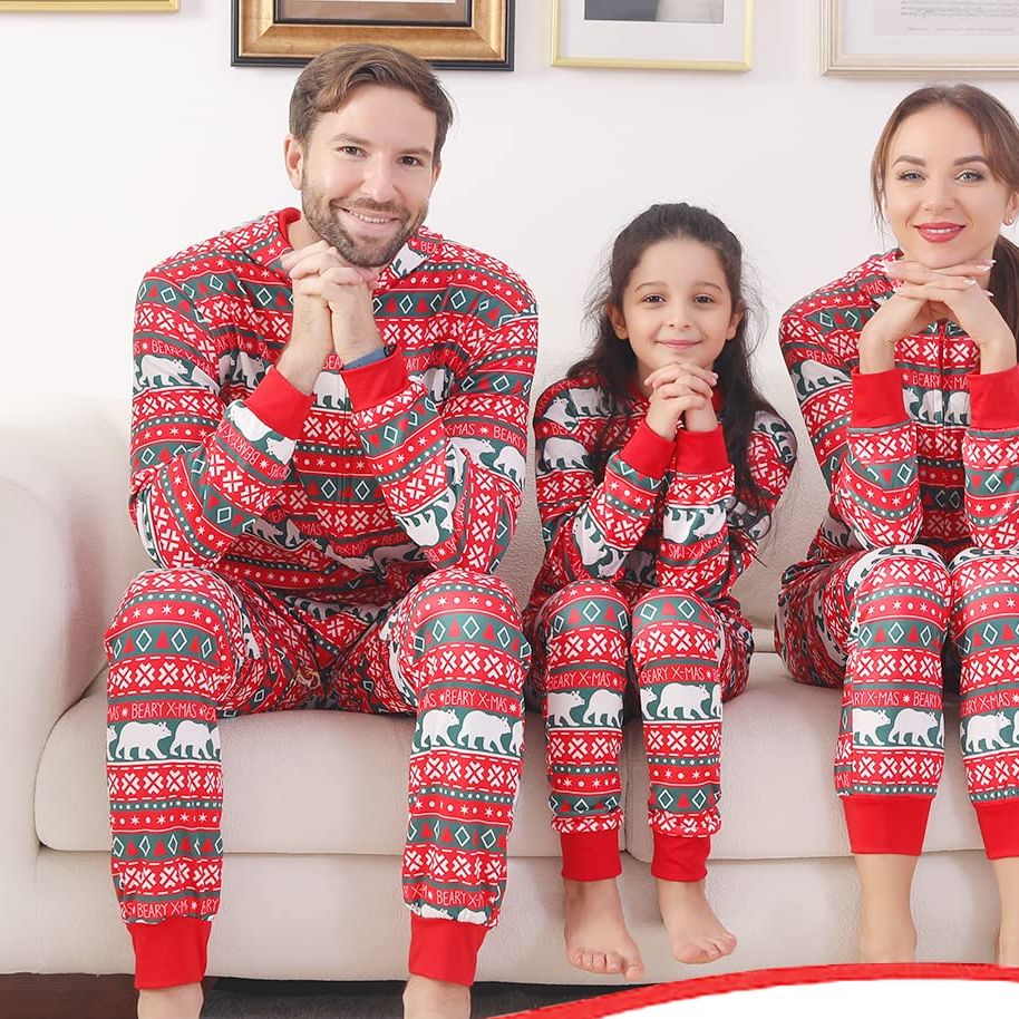 28 Best Matching Family Christmas Pajamas 2023 - Holiday Family PJs