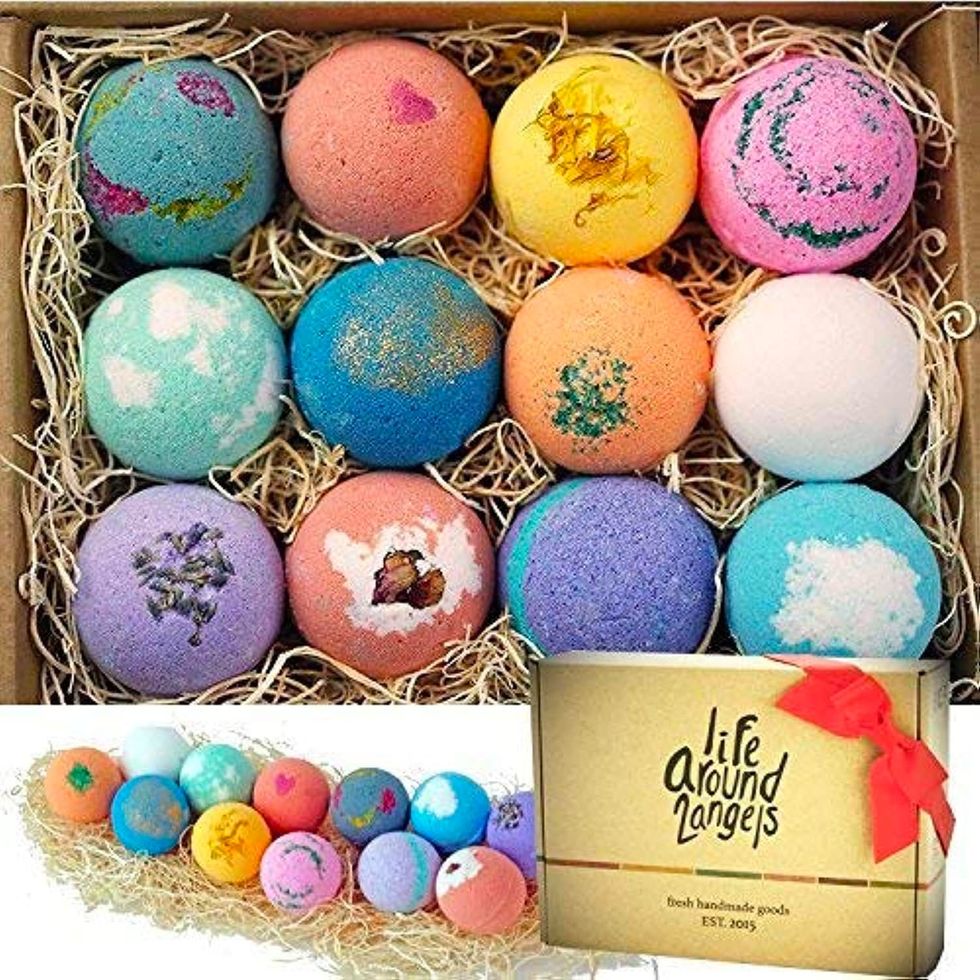 Bath Bombs Gift Set Natural Bubble Bath Bomb Gift Set Spa Bath Fizzies  Balls Kit Gift for Mother Wife Girlfriend Daughter Women Her SPA Bomb Make  Your Skin Soft with 7 Pcs