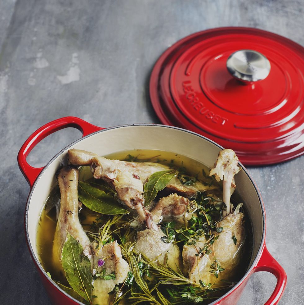 Le Creuset Stockpot Giveaway (and why I love making broth) - The