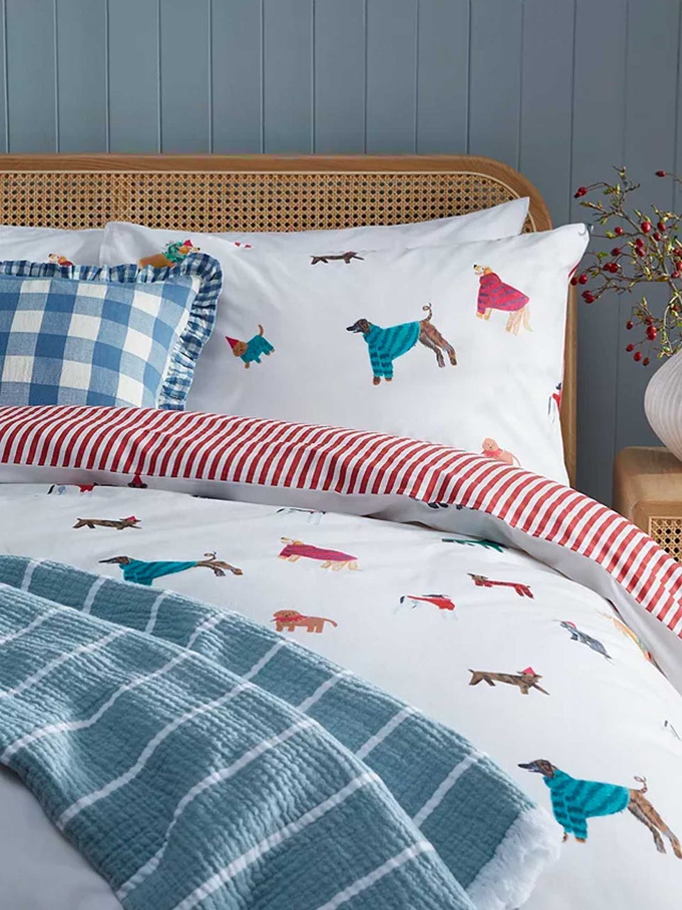 Christmas Dogs Single Duvet Cover Set, Multi