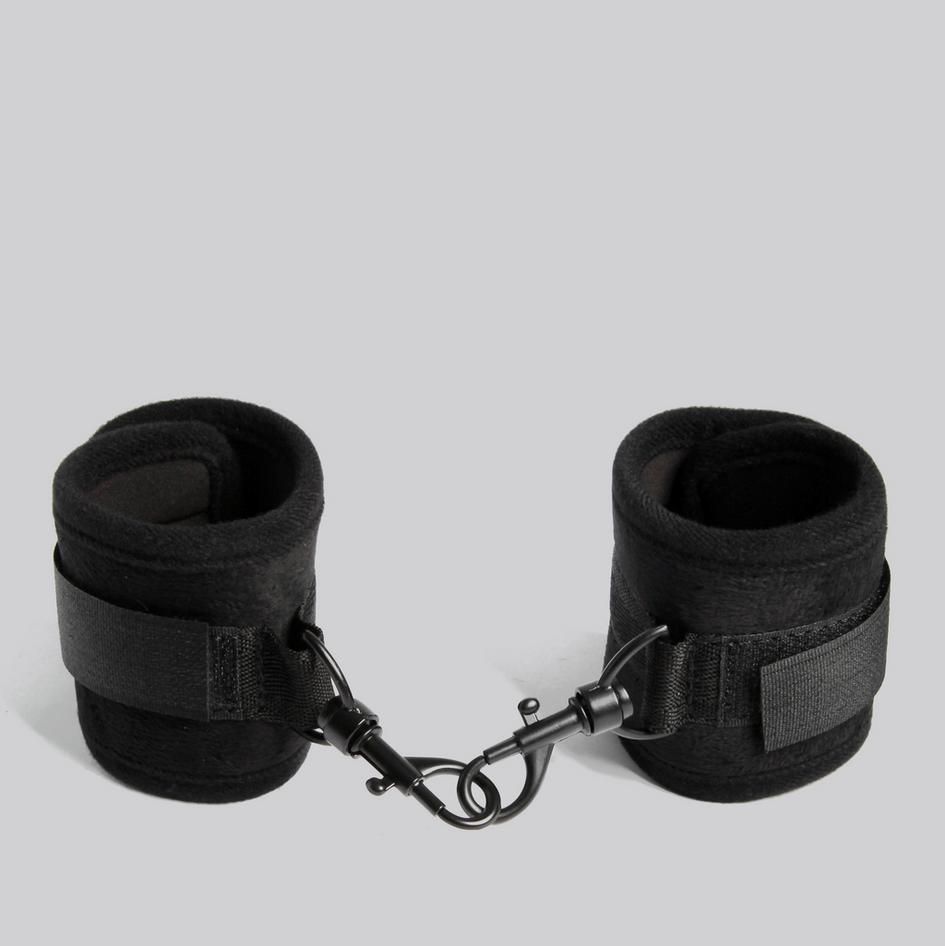 Bed sex straps -  France
