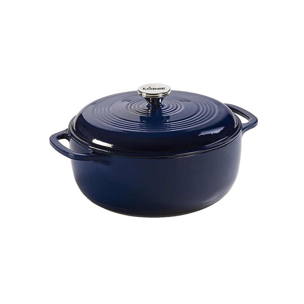 https://hips.hearstapps.com/vader-prod.s3.amazonaws.com/1696870681-lodge-enameled-cast-iron-dutch-oven-652430e914af9.png?crop=1xw:1xh;center,top&resize=980:*