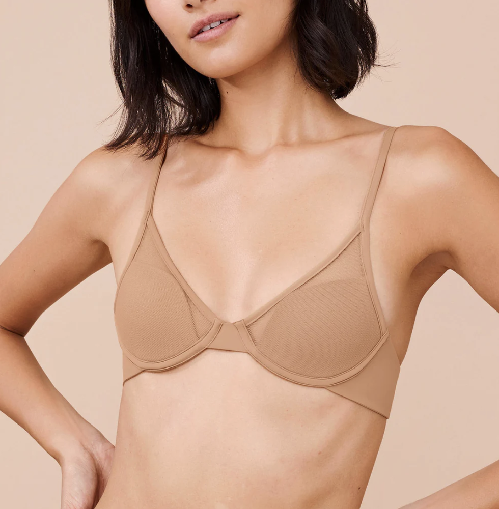 Barely There Adhesive Bra – Nich Boutique