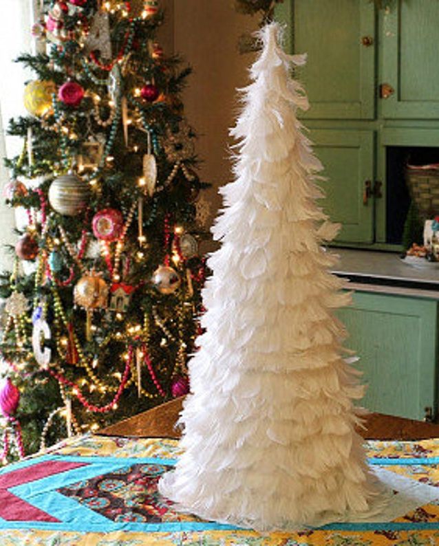 Two Toned Feathered Christmas Tree