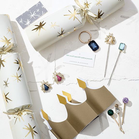 Luxury shop christmas crackers