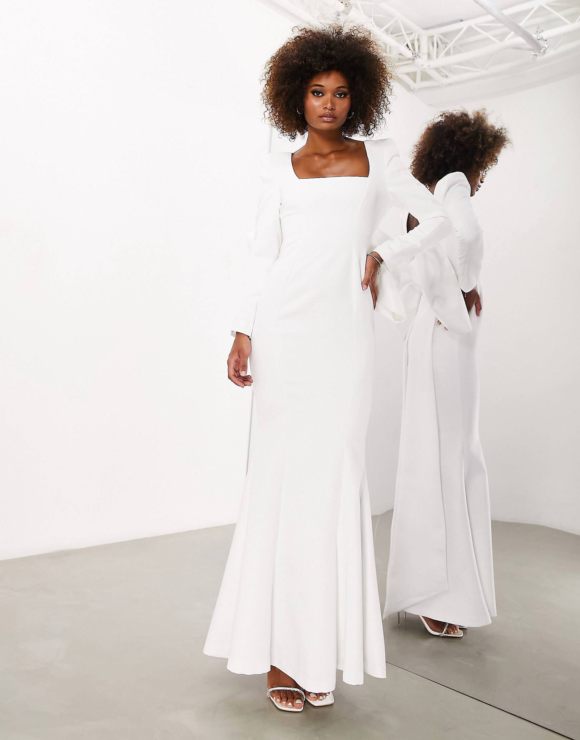 7 Elegant Full Sleeve Gown Designs for Brides & Bridesmaids
