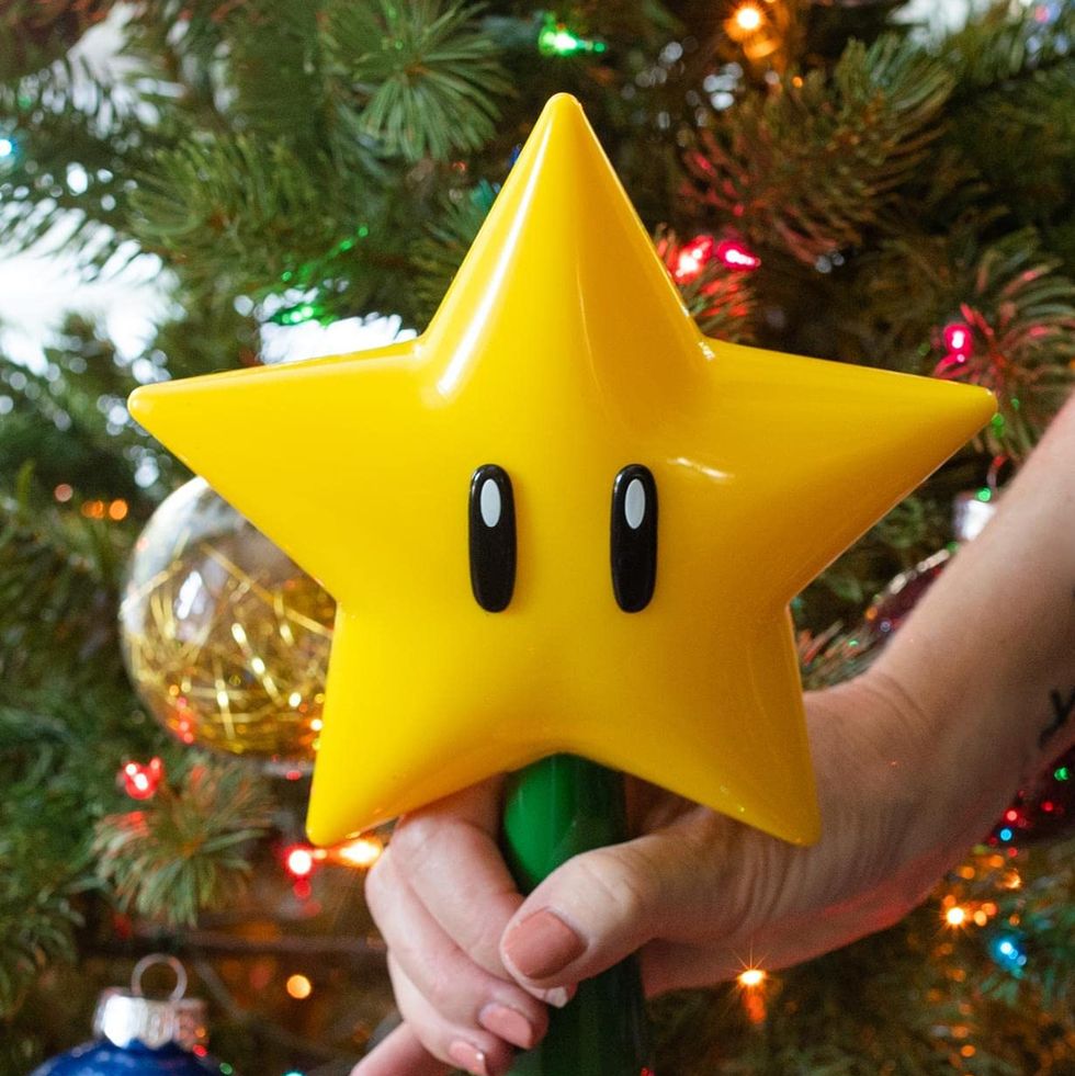 30 Unique Christmas Tree Topper Ideas for 2023