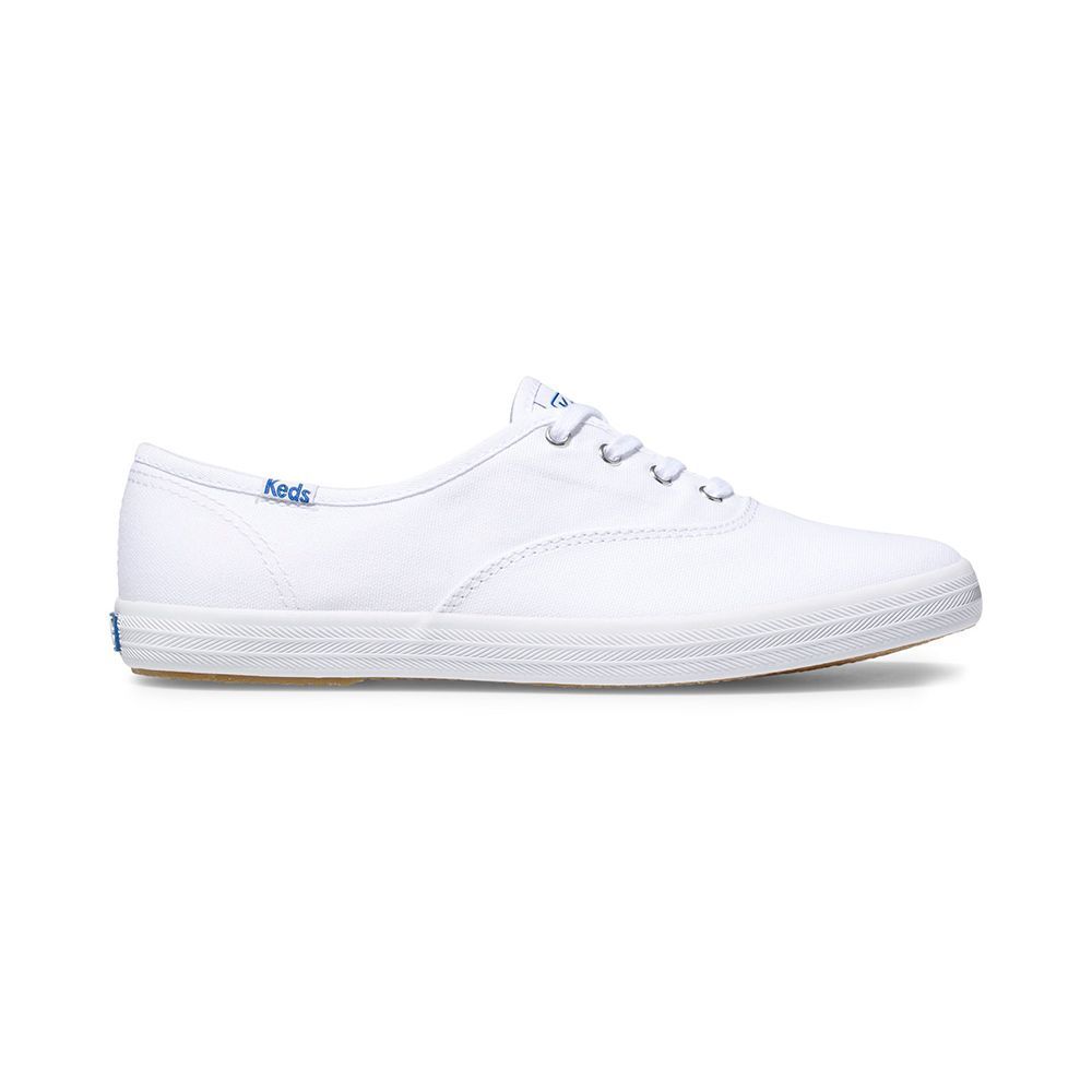 Best white canvas hot sale sneakers womens