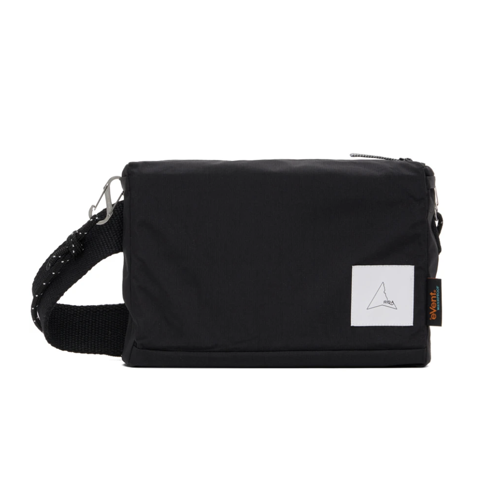 Black Crossbody Bag With Adjustable Shoulder Strap For Daily Use
