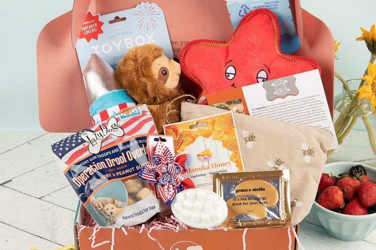 Dog themed deals christmas gifts