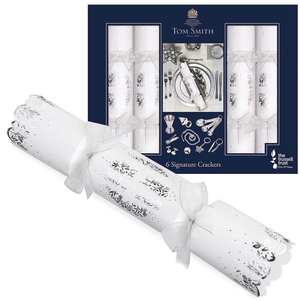 White & Silver Christmas Crackers