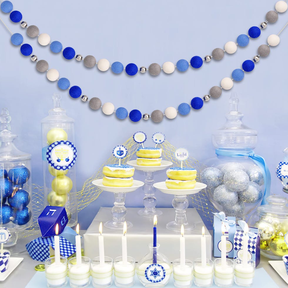 Hanukkah Pom Pom Garlands