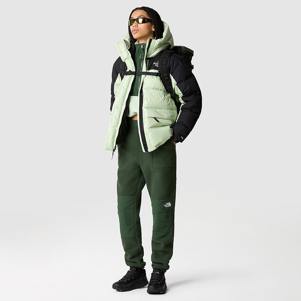 North face hot sale joggers green