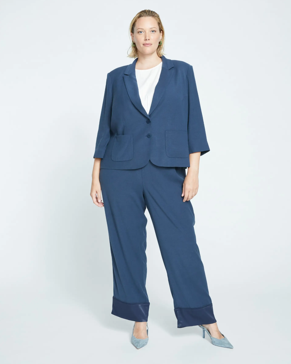Trending Plain Suit Set Designs for Women to try this Year