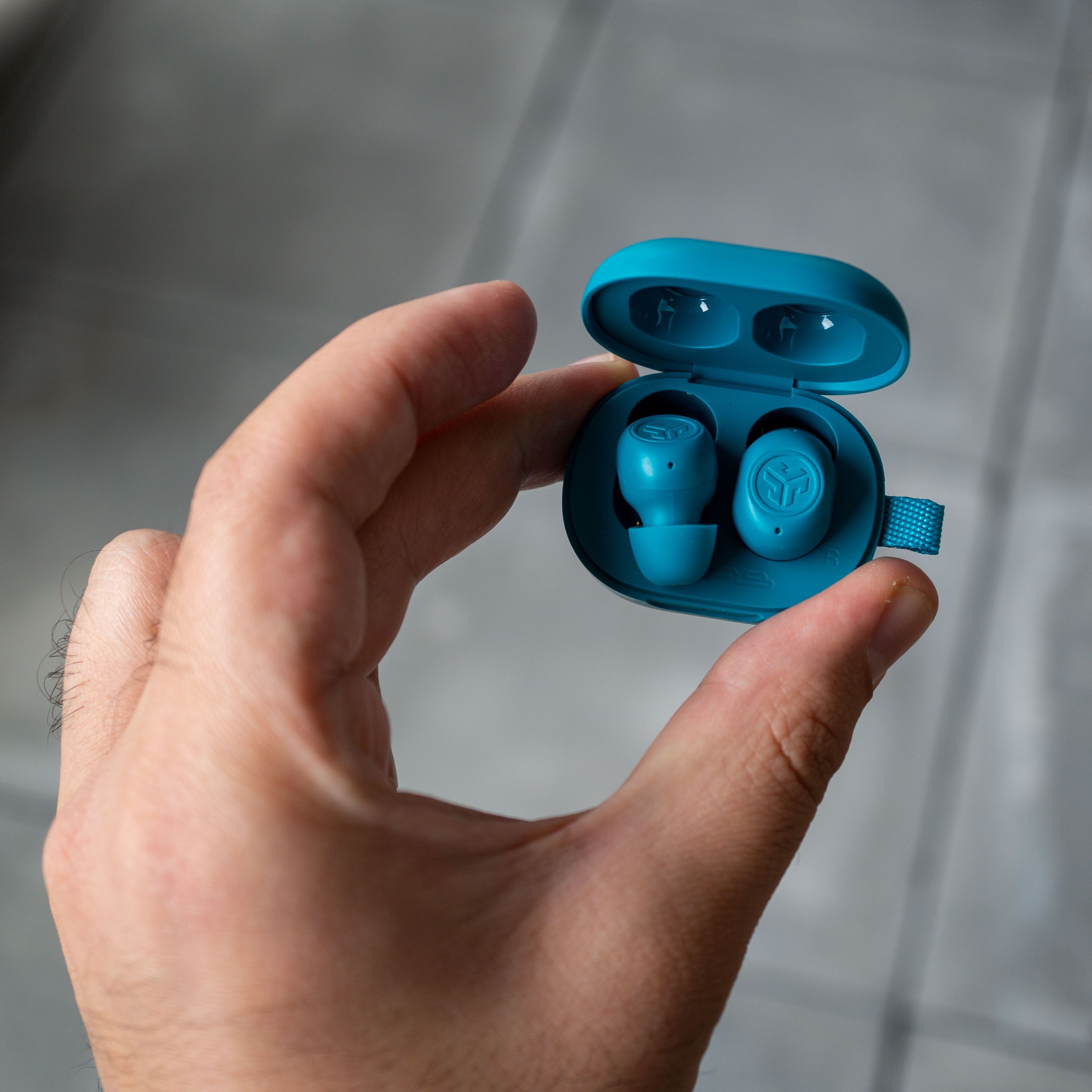 Wireless earbuds below discount 50