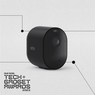 Arlo Pro 4