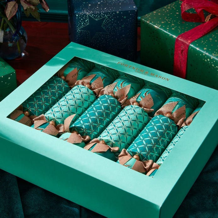 12 Eco-Friendly Christmas Crackers for 2023