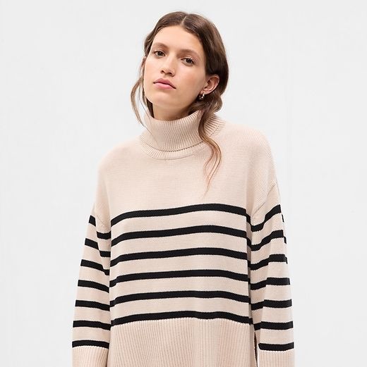 19 Best Sweaters for Women in 2024, Reviewed by Fashion Experts