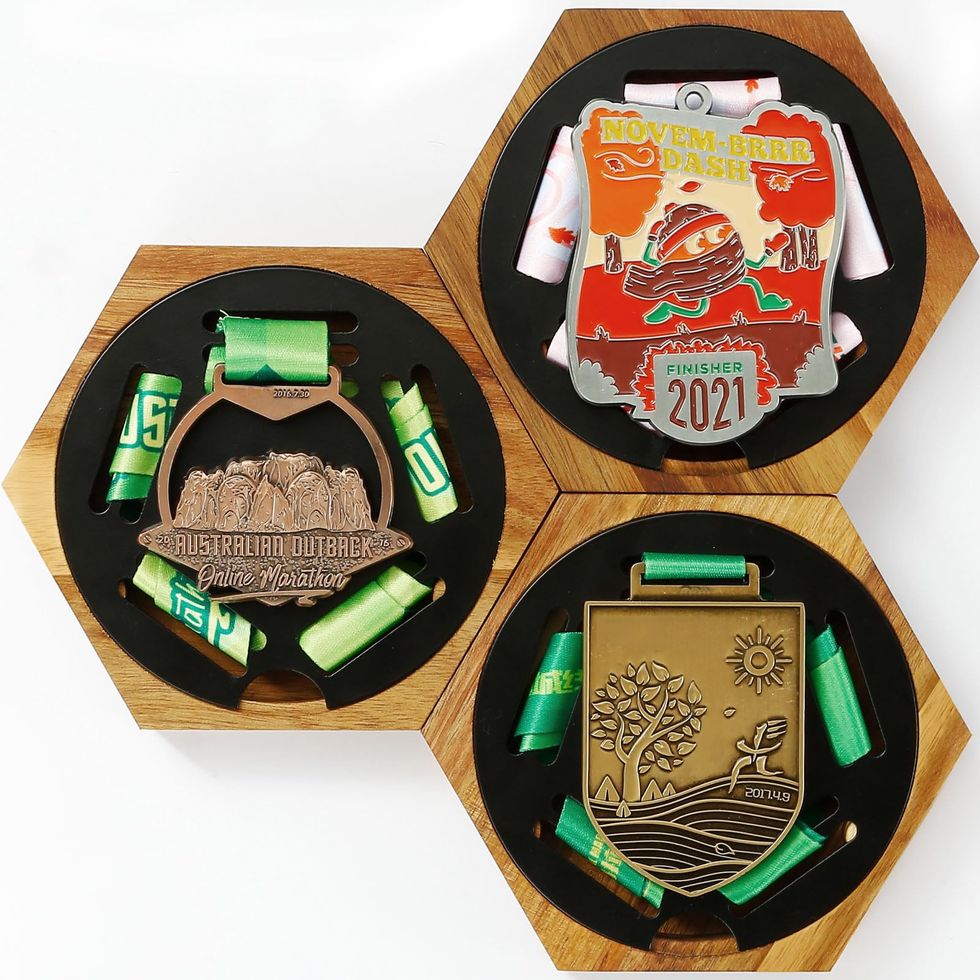 Medal Hanger Display Honeycomb Holder