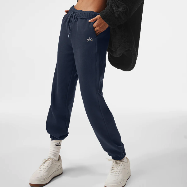 The Cozy Alo Yoga Sweats Katie Holmes Wears Are on Black Friday Sale