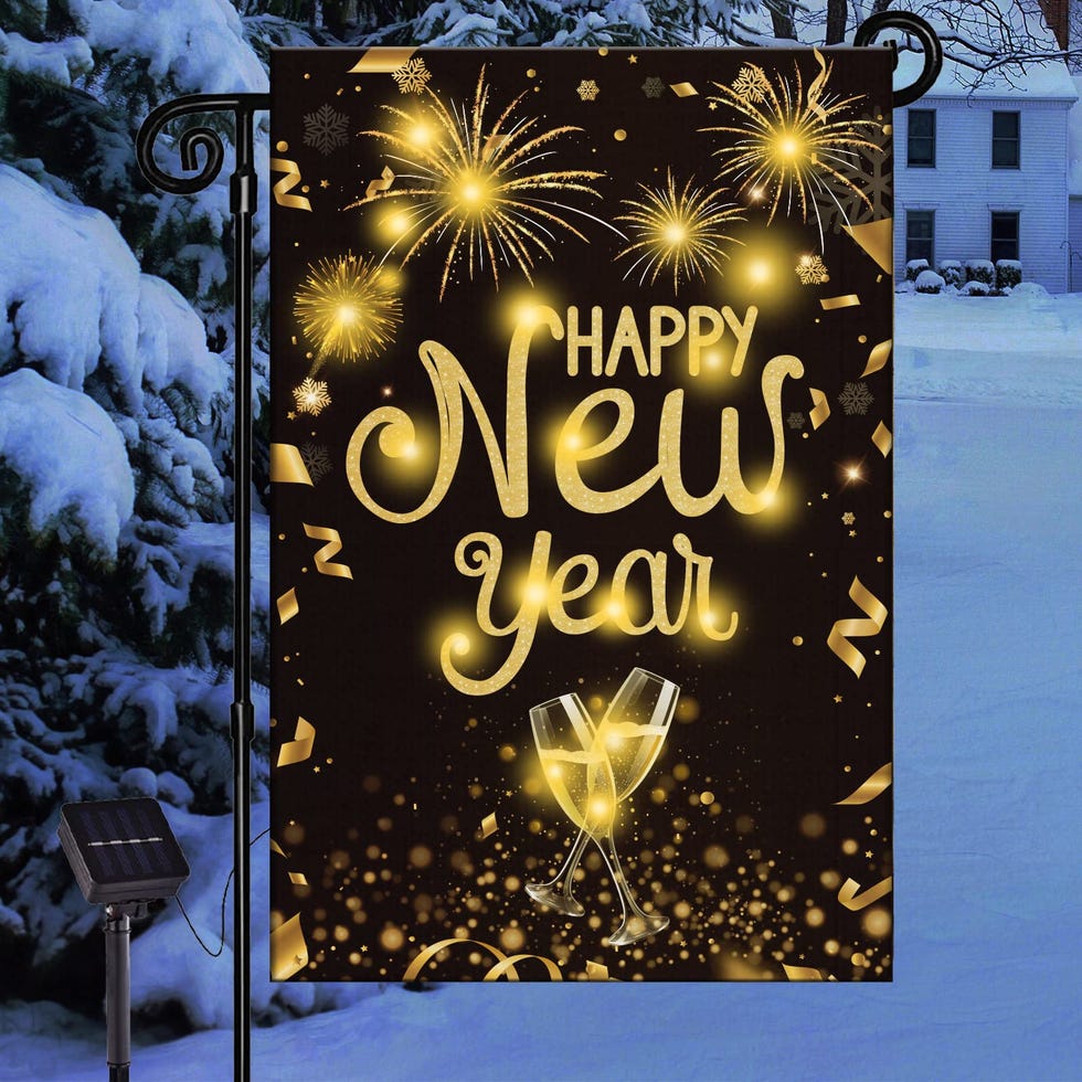 27 Best New Year's Eve Decorations 2023