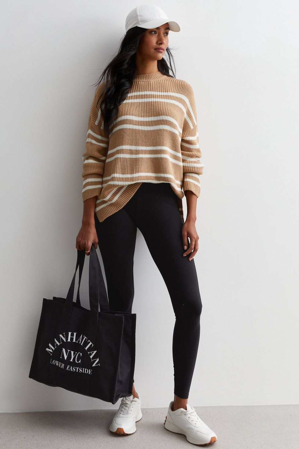 Oversized Sweater with Leggings Outfits (65 ideas & outfits