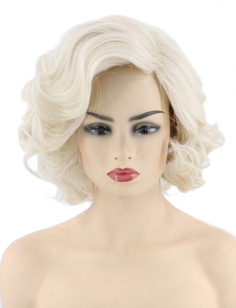 Kendall Jenner Goes Platinum Blonde as Marilyn Monroe for Halloween