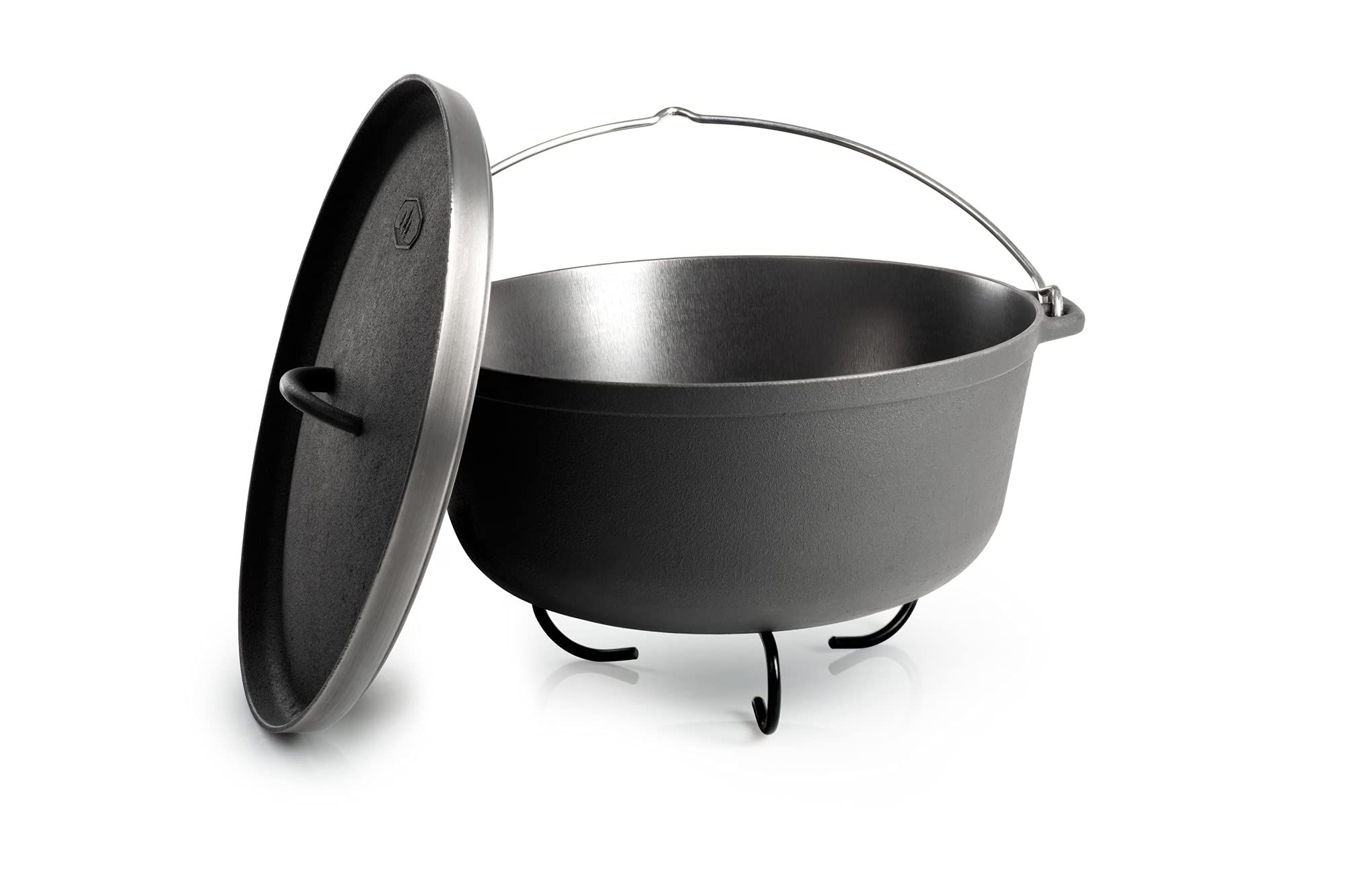 The Best Camping Dutch Ovens for Outdoor Cooking