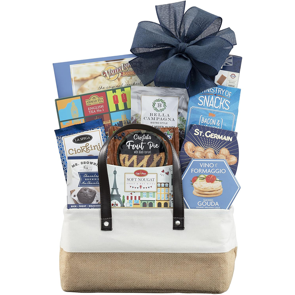 The Connoisseur Gourmet Gift Basket The Connoisseur Gourmet Gift Basket
