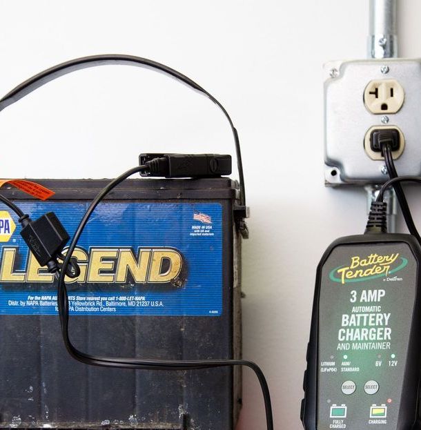How to Charge a Car Battery
