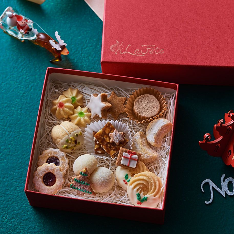ラ・フェットの「世界のお祝いクリスマスクッキーBOX 10種20個」