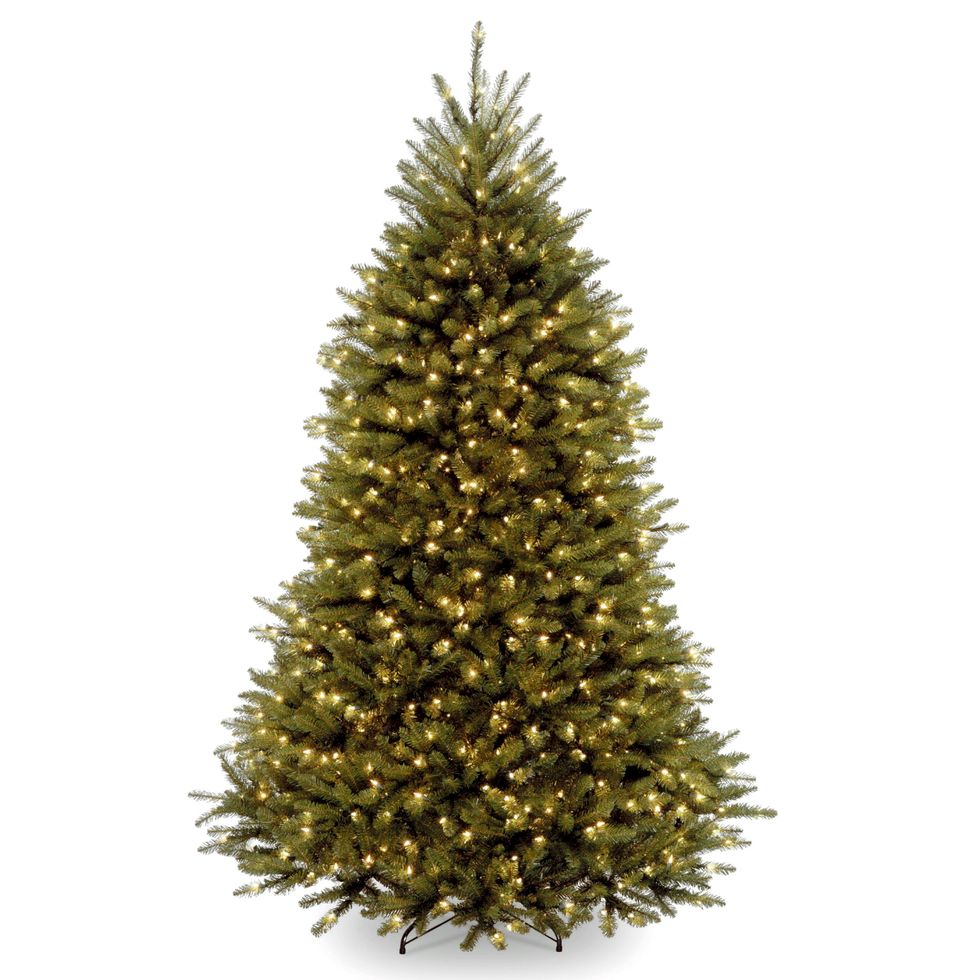 Cinco árboles de Navidad sintéticos que podemos reutilizar cada año en  oferta con el Black Friday 2021