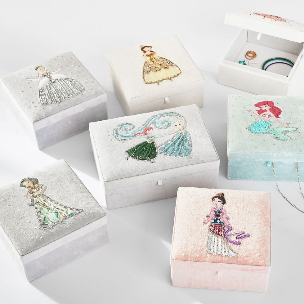 Shop magical gift ideas for the ultimate Disney Princess lover