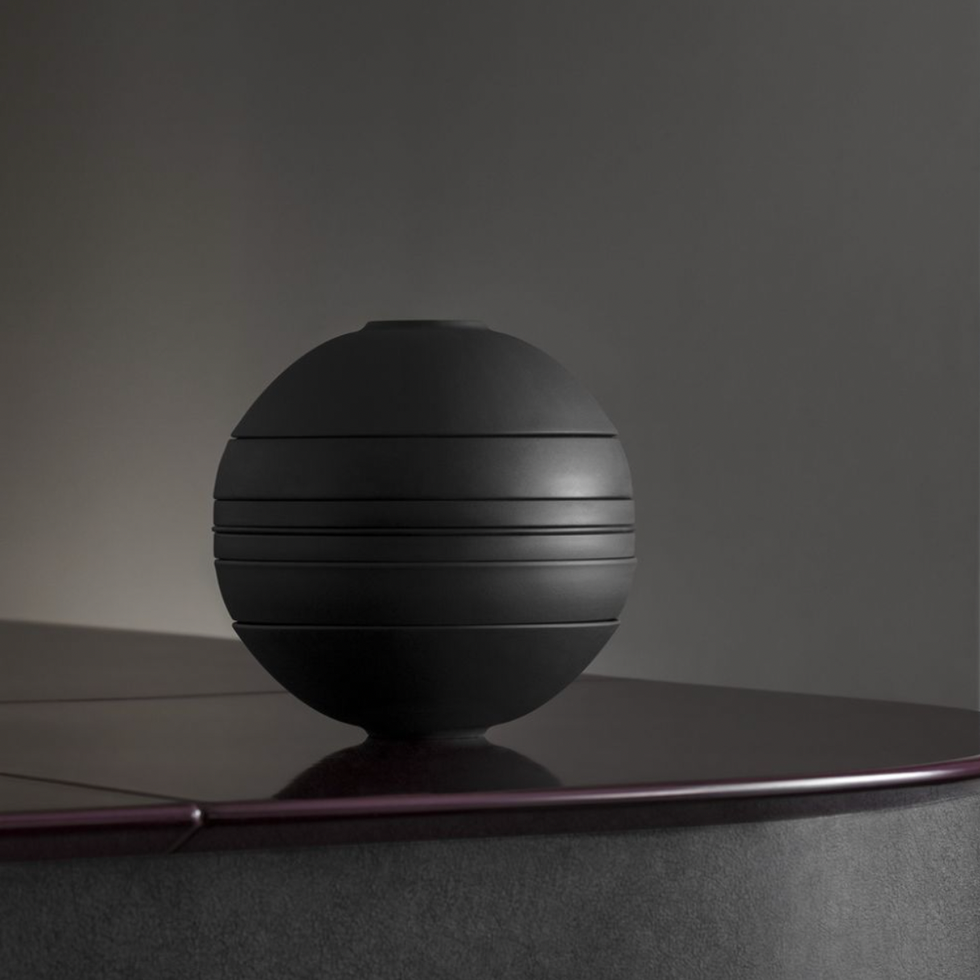 'Iconic La Boule' China Set 'Iconic La Boule' China Set