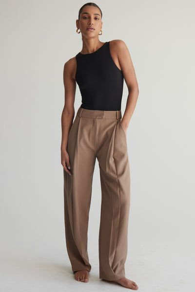 Step Up Your Style Game with These 60 Brown Pants Outfit Ideas!