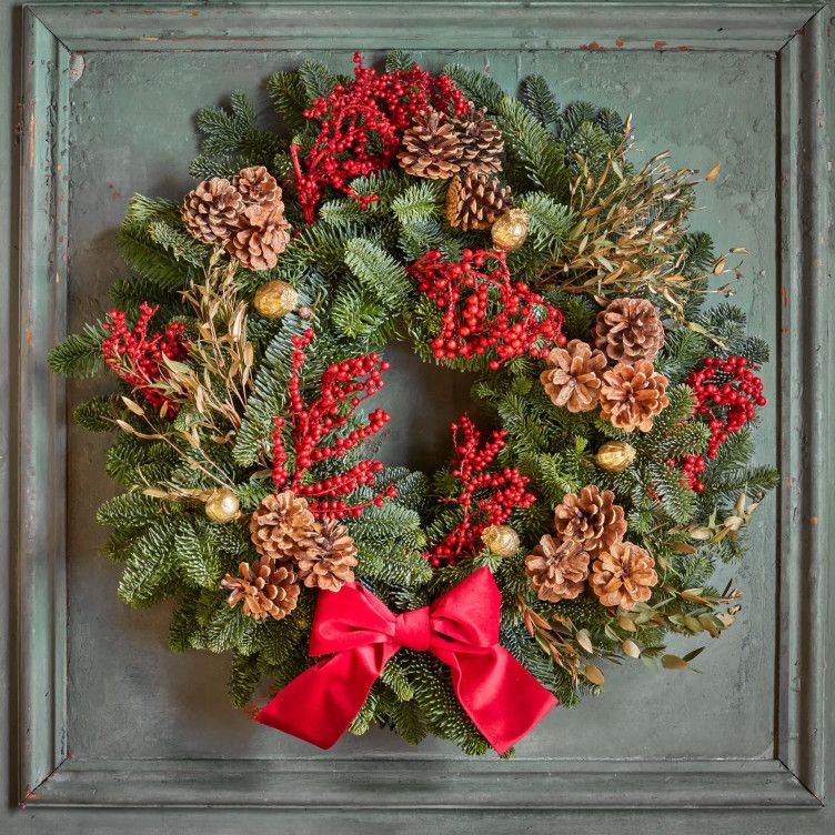 Xmas shop door wreaths