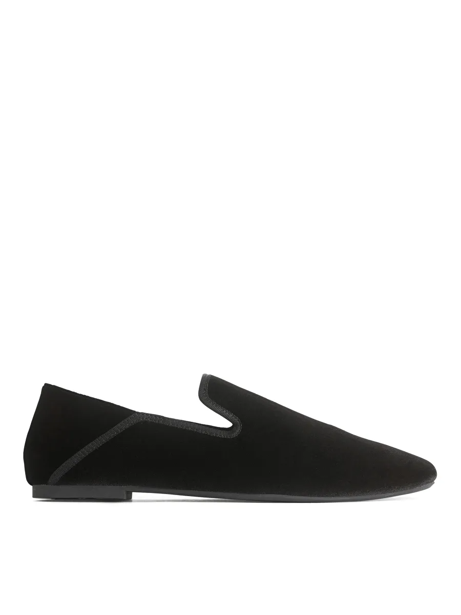 Velvet Slipper - £47