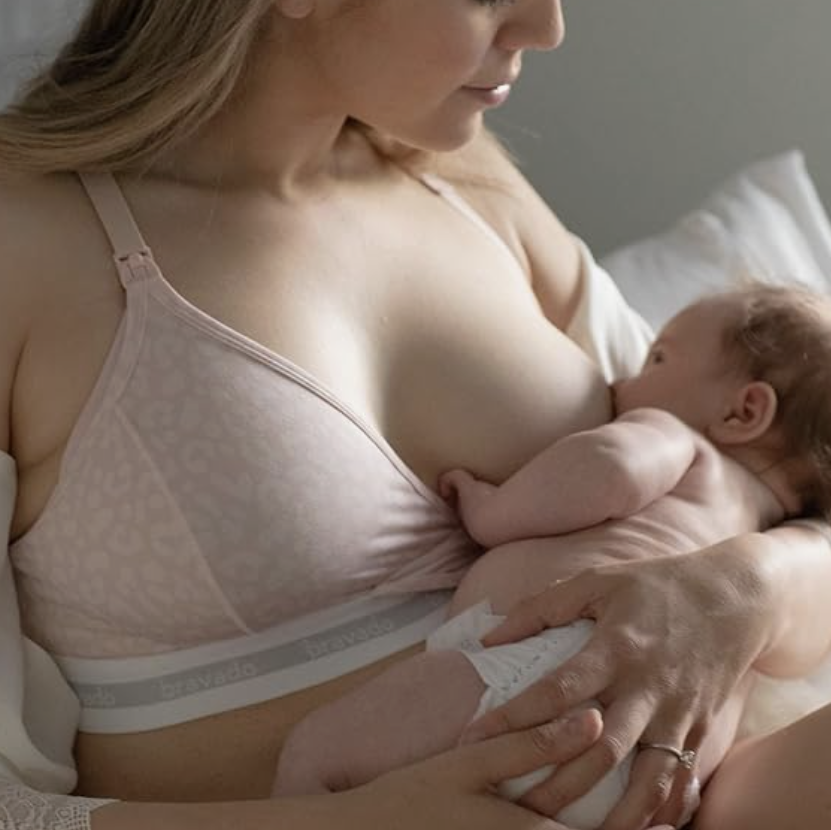 Tips to choose the right bra during breastfeeding