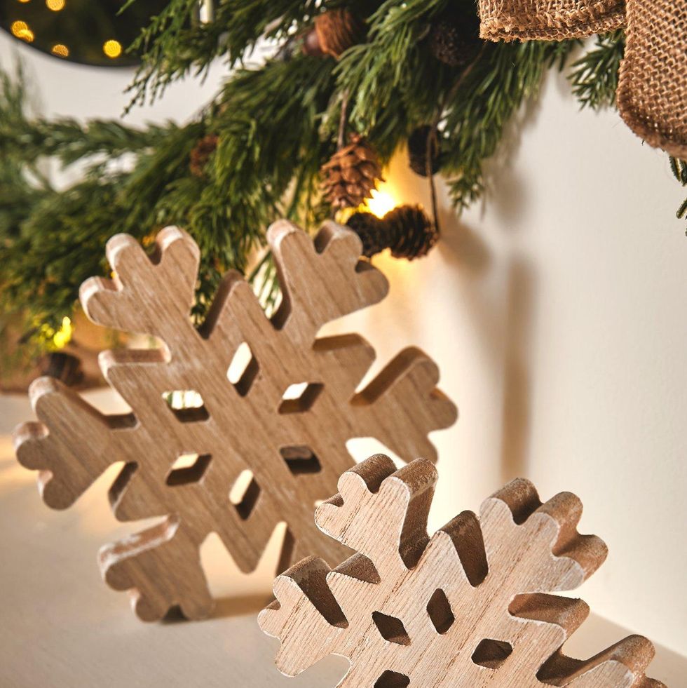 Set of 2 Snowflake Christmas Ornaments