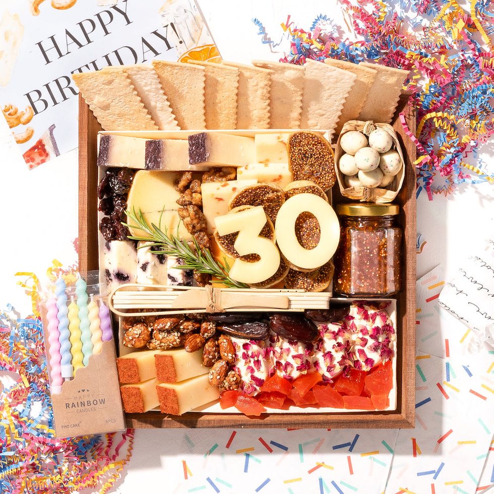 30th Birthday Gifts for Women, Happy 30th Birthday Gifts for Her Unique  Birthday Surprise Gift Basket for Her 30 Year Old Women Birthday Gift Ideas