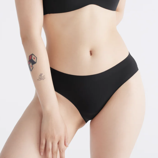 Knix Women's Essential Cheeky Underwear Size S Black “ No Leak Proof