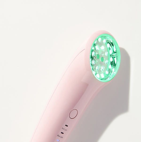 13 Best Red Light Therapy Devices, Recommended by Dermatologists