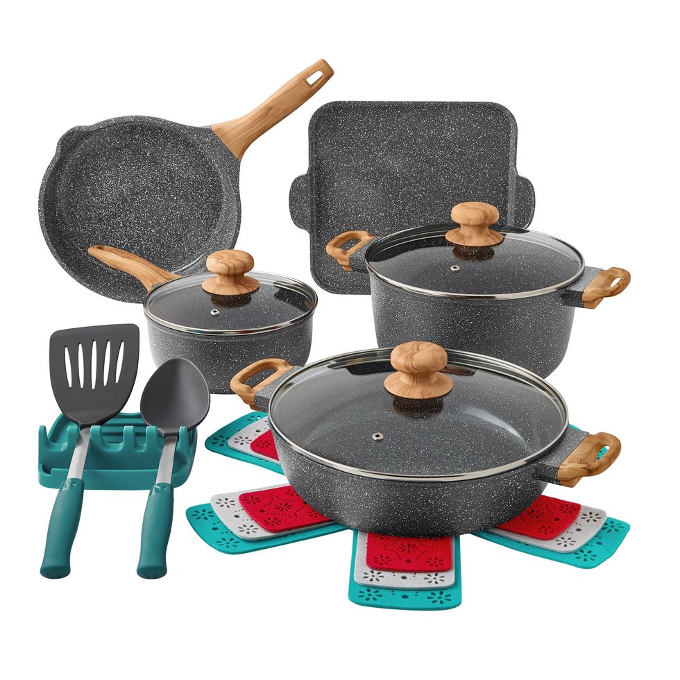 https://hips.hearstapps.com/vader-prod.s3.amazonaws.com/1699992650-The-Pioneer-Woman-Prairie-Signature-14-Piece-Cast-Aluminum-Cookware-Set-Charcoal-Speckle_4a250725-1e04-4fff-bd9a-6999822fe944.c7f9e4a6a726fc8afe94b681af2bdf06.jpg?crop=1xw:1.00xh;center,top&resize=980:*