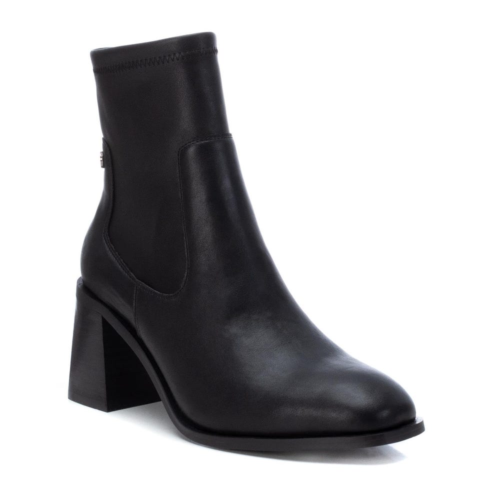 Botines negros de tacón con cierre de cremallera, de XTI